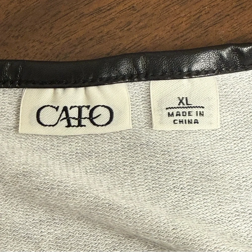 Cato Cream Black Graphic Top XL Paris City Print Rhinestone Long Sleeve - Picture 9 of 12